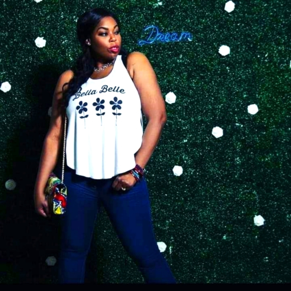 💥 CLOSET CLOSING SALE💥FREE LEGGINGS 💥 Ladies Racerback Tank Tee-NWOT